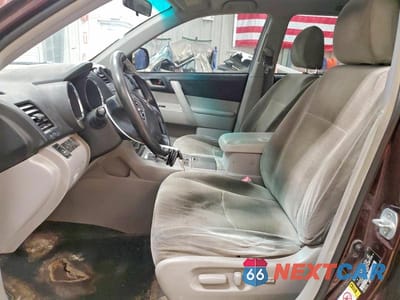 Zdjęcie 7 z 14 samochodu: 2012 TOYOTA HIGHLANDER HYBRID BASE VIN:JTEBC3EH7C2007757 - miniatura