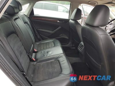 Zdjęcie 10 z 12 samochodu: 2013 VOLKSWAGEN PASSAT SEL VIN:1VWCP7A37DC041947 - miniatura