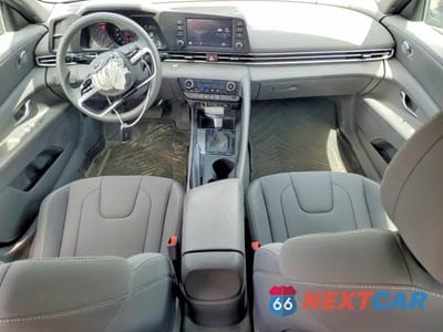 Zdjęcie 8 z 12 samochodu: 2023 HYUNDAI ELANTRA SEL VIN:KMHLM4AG2PU447612 - miniatura