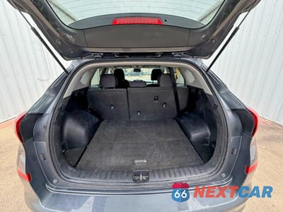 Zdjęcie 14 z 14 samochodu: 2019 HYUNDAI TUCSON SE VIN:KM8J23A40KU893067 - miniatura