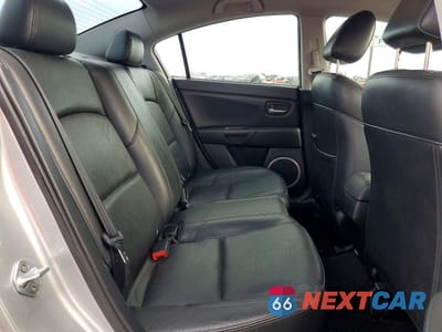 Zdjęcie 10 z 12 samochodu: 2006 MAZDA 3 S VIN:JM1BK324161506671 - miniatura