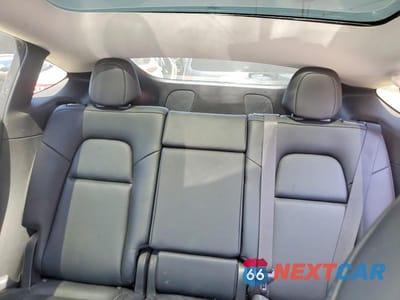 Zdjęcie 10 z 13 samochodu: 2021 TESLA MODEL Y VIN:5YJYGAEE3MF234276 - miniatura
