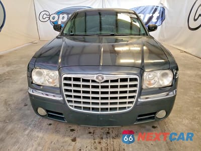 Piąte zdjęcie samochodu w środku: 2007 CHRYSLER 300C VIN:2C3KA63H47H882083 - miniatura