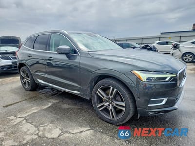 Czwarte zdjęcie samochodu z boku: 2018 VOLVO XC60 T6 INSCRIPTION VIN:YV4A22RL9J1002247 - miniatura