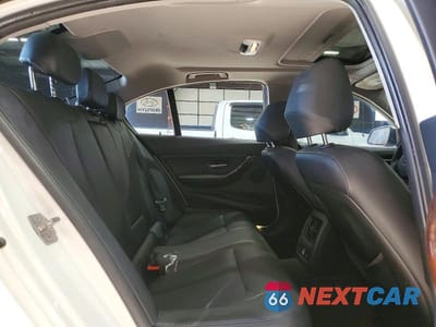 Zdjęcie 10 z 11 samochodu: 2013 BMW 328 XI SULEV VIN:WBA3B5C59DF593627 - miniatura