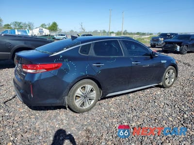 Trzecie zdjęcie samochodu z tyłu: 2017 KIA OPTIMA HYBRID EX VIN:KNAGU4LE9H5011320 - miniatura