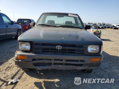Piąte zdjęcie samochodu w środku: 1994 TOYOTA PICKUP BASE VIN:4TARN81A4RZ242759 - miniatura