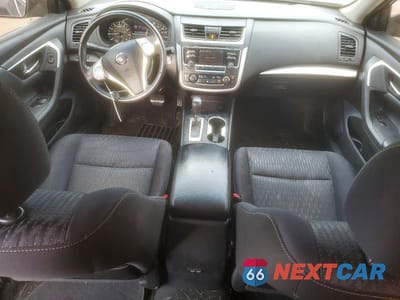 Zdjęcie 8 z 12 samochodu: 2017 NISSAN ALTIMA 2.5 SV VIN:1N4AL3AP1HC160560 - miniatura