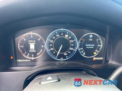 Zdjęcie 8 z 14 samochodu: 2015 CADILLAC ESCALADE LUXURY VIN:1GYS4BKJ7FR302897 - miniatura