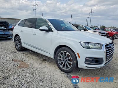 Czwarte zdjęcie samochodu z boku: 2018 AUDI Q7 PRESTIGE VIN:WA1VAAF73JD049064 - miniatura