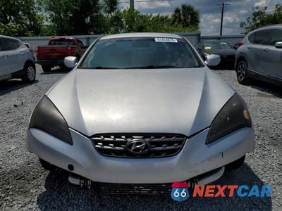 Piąte zdjęcie samochodu w środku: 2011 HYUNDAI GENESIS COUPE 2.0T VIN:KMHHT6KD4BU044698 - miniatura