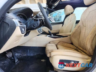 Zdjęcie 7 z 12 samochodu: 2022 BMW 530 I VIN:WBA53BH09NWX45571 - miniatura