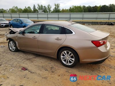 Drugie zdjęcie samochodu z przodu: 2018 CHEVROLET MALIBU LT VIN:1G1ZD5ST2JF169220 - miniatura