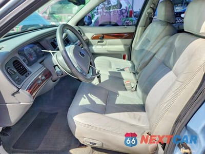 Zdjęcie 7 z 12 samochodu: 2003 MERCURY GRAND MARQUIS LS VIN:2MEFM75W83X664958 - miniatura