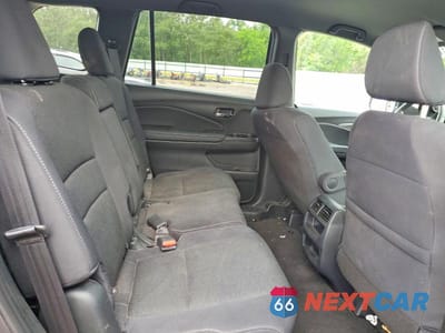 Zdjęcie 11 z 12 samochodu: 2021 HONDA PASSPORT SPORT VIN:5FNYF8H21MB008007 - miniatura