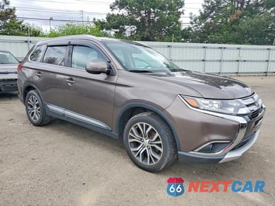 Czwarte zdjęcie samochodu z boku: 2017 MITSUBISHI OUTLANDER SE VIN:JA4AZ3A30HZ049351 - miniatura