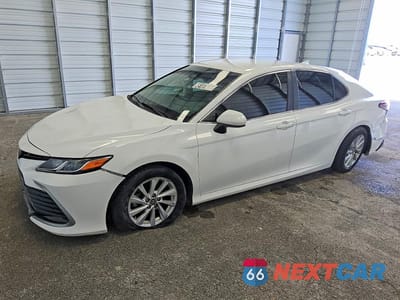 2022 TOYOTA CAMRY LE 4T1C11AK6NU656831 - główne zdjęcie licytacji z USA - miniatura