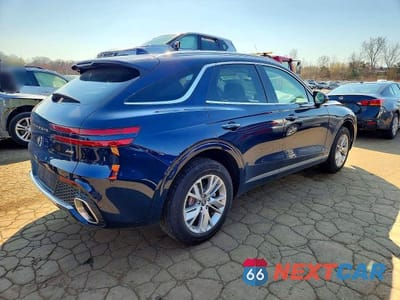 Trzecie zdjęcie samochodu z tyłu: 2022 GENESIS GV70 2.5T STANDARD VIN:KMUMADTB2NU043383 - miniatura