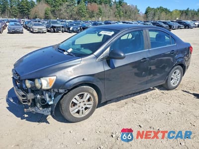 2015 CHEVROLET SONIC LT 1G1JC5SG5F4111530 - główne zdjęcie licytacji z USA - miniatura