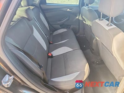 Zdjęcie 10 z 12 samochodu: 2016 FORD FOCUS ST VIN:1FADP3L94GL318291 - miniatura