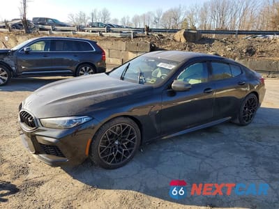 2022 BMW M8 WBSGV0C0XNCH16627 - główne zdjęcie licytacji z USA - miniatura
