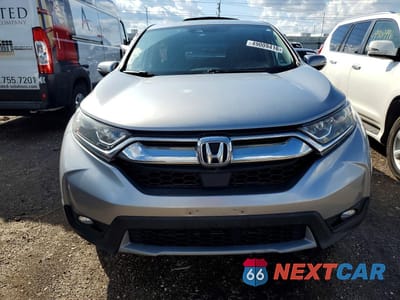 Piąte zdjęcie samochodu w środku: 2018 HONDA CR-V EX VIN:5J6RW2H54JL018805 - miniatura