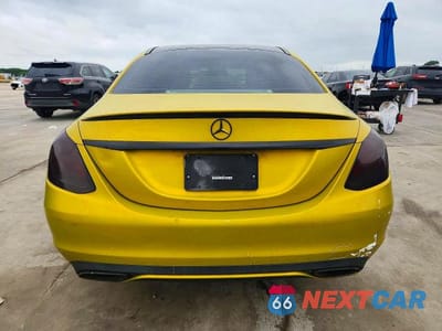 Zdjęcie 6 z 12 samochodu: 2016 MERCEDES-BENZ C 300 4MATIC VIN:55SWF4KB9GU118458 - miniatura