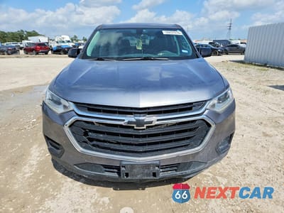 Piąte zdjęcie samochodu w środku: 2020 CHEVROLET TRAVERSE LS VIN:1GNERFKW3LJ314814 - miniatura
