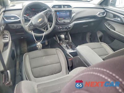 Zdjęcie 8 z 13 samochodu: 2021 CHEVROLET TRAILBLAZER LT VIN:KL79MRSL0MB100307 - miniatura