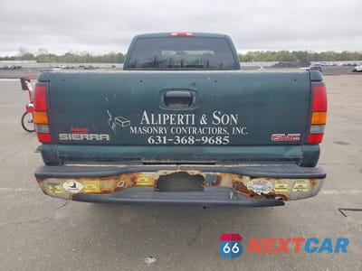 Zdjęcie 6 z 12 samochodu: 2005 GMC SIERRA K2500 HEAVY DUTY VIN:1GTHK29GX5E294199 - miniatura
