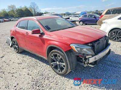 Czwarte zdjęcie samochodu z boku: 2019 MERCEDES-BENZ GLA 250 VIN:WDCTG4EB5KU020843 - miniatura
