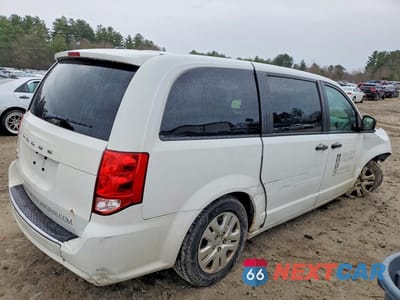 Trzecie zdjęcie samochodu z tyłu: 2019 DODGE GRAND CARAVAN SE VIN:2C4RDGBG3KR573286 - miniatura