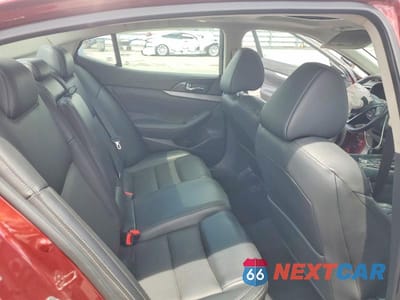 Zdjęcie 10 z 12 samochodu: 2017 NISSAN MAXIMA 3.5 SL VIN:1N4AA6AP6HC416912 - miniatura