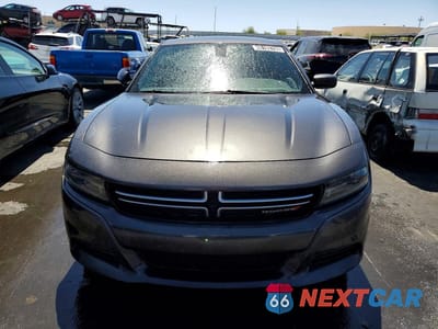 Piąte zdjęcie samochodu w środku: 2015 DODGE CHARGER SE VIN:2C3CDXBG8FH735239 - miniatura
