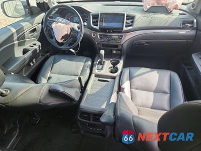 Zdjęcie 8 z 14 samochodu: 2017 HONDA PILOT EXL VIN:5FNYF6H53HB038209 - miniatura
