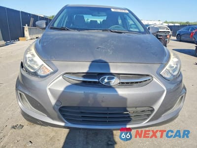 Piąte zdjęcie samochodu w środku: 2015 HYUNDAI ACCENT GLS VIN:KMHCT4AE7FU888698 - miniatura