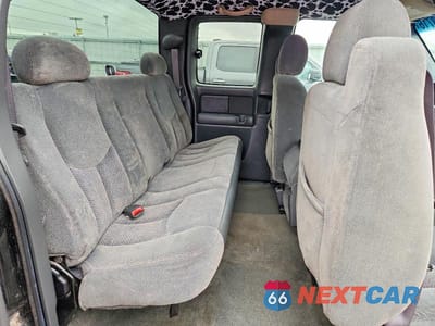 Zdjęcie 10 z 12 samochodu: 2003 CHEVROLET SILVERADO K1500 VIN:2GCEK19T131112074 - miniatura