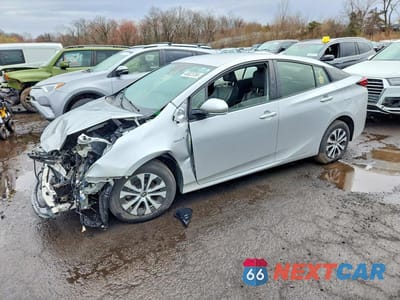 2019 TOYOTA PRIUS XLE AWD-E JTDL9RFU3K3010279 - główne zdjęcie licytacji z USA - miniatura