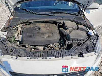 Zdjęcie 11 z 13 samochodu: 2017 VOLVO S60 VIN:YV126MFL0H2434512 - miniatura