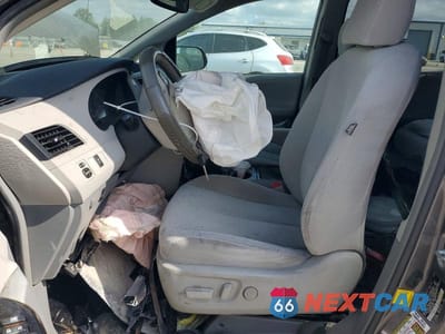 Zdjęcie 7 z 13 samochodu: 2012 TOYOTA SIENNA LE 8-PASSENGER VIN:5TDKK3DC7CS261006 - miniatura
