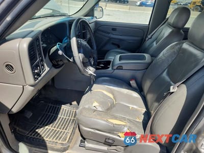 Zdjęcie 7 z 12 samochodu: 2005 CHEVROLET SILVERADO K1500 VIN:2GCEK13T451396196 - miniatura