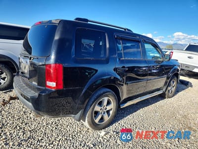 Trzecie zdjęcie samochodu z tyłu: 2011 HONDA PILOT EX VIN:5FNYF4H40BB034301 - miniatura