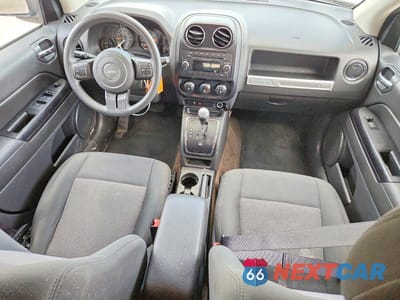 Zdjęcie 8 z 14 samochodu: 2014 JEEP COMPASS SPORT VIN:1C4NJDBB4ED773790 - miniatura