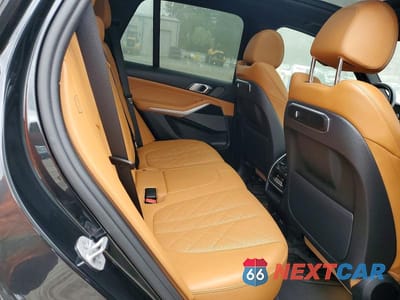 Zdjęcie 11 z 13 samochodu: 2024 BMW X5 XDRIVE50E VIN:5UX43EU04R9T30411 - miniatura