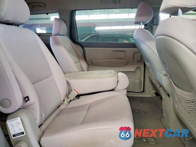 Zdjęcie 11 z 12 samochodu: 2016 KIA SEDONA LX VIN:KNDMB5C10G6197658 - miniatura
