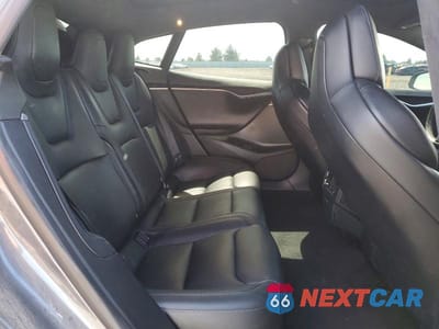 Zdjęcie 10 z 12 samochodu: 2018 TESLA MODEL S VIN:5YJSA1E23JF294485 - miniatura