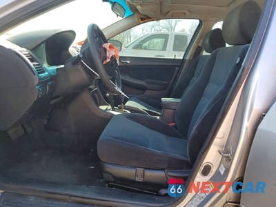 Zdjęcie 7 z 12 samochodu: 2003 HONDA ACCORD EX VIN:1HGCM56693A010763 - miniatura