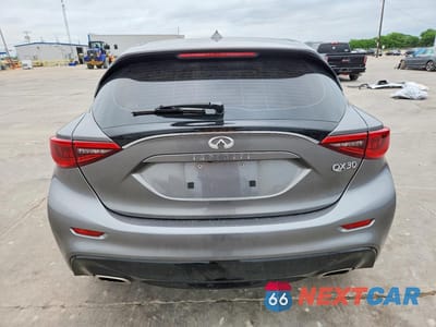 Zdjęcie 6 z 12 samochodu: 2018 INFINITI QX30 LUXURY VIN:SJKCH5CPXJA053292 - miniatura