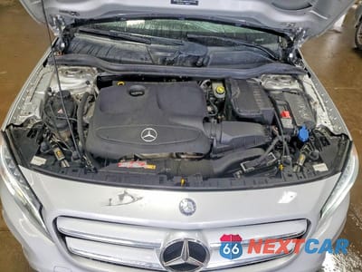 Zdjęcie 11 z 12 samochodu: 2017 MERCEDES-BENZ GLA 250 4MATIC VIN:WDCTG4GB5HJ357567 - miniatura