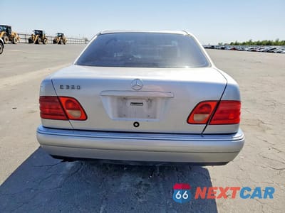 Zdjęcie 6 z 12 samochodu: 1999 MERCEDES-BENZ E 320 VIN:WDBJF65H2XA731293 - miniatura